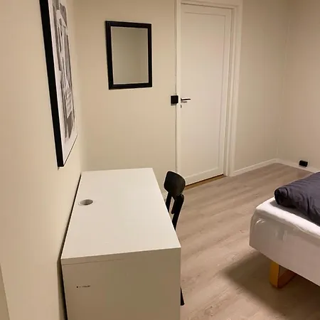 בית הארחה Familyroom #1 Appartmenthotel Adress Isabels Vei 16 *